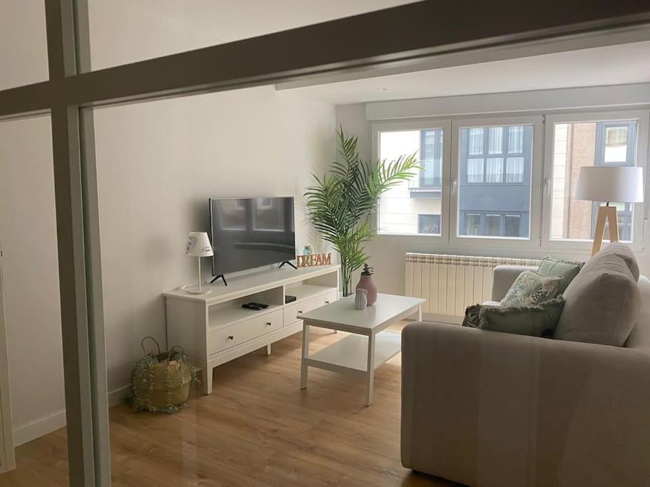 Apartament A Estrenar En Centro Gijon. Fibra-tv Gijón