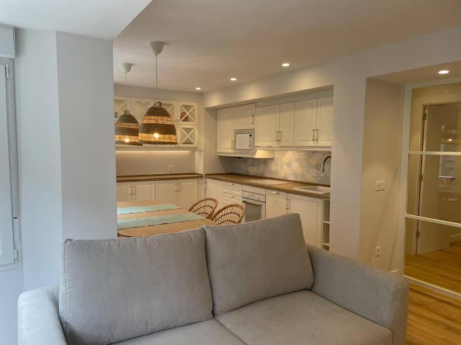 Apartament A Estrenar En Centro Gijon. Fibra-tv *
